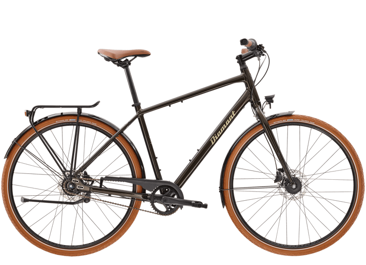 Elegantes Diamant 885 Herrenfahrrad in Grün mit braunem Sattel und Reifen, Gepäckträger und Scheibenbremsen.