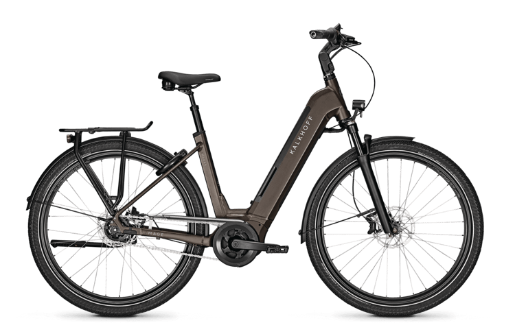 Modernes Kalkhoff Image 5.B Move DB E-Bike in Braun mit Scheibenbremsen und Frontgepäckträger.